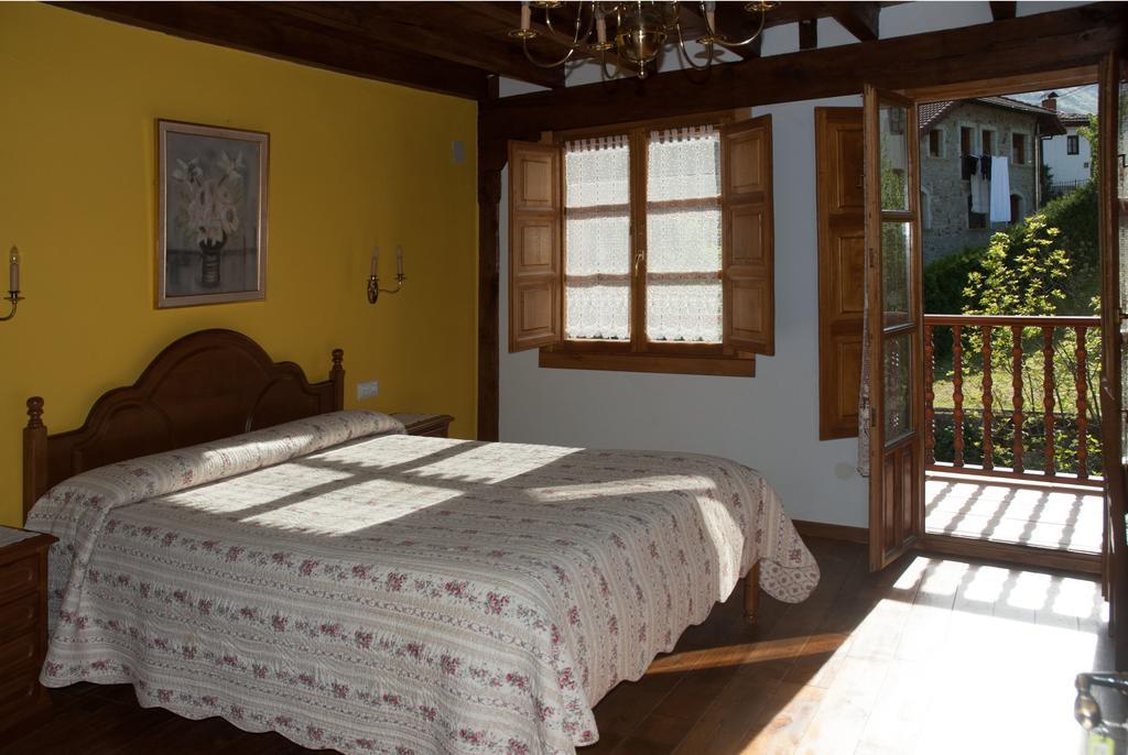 Casa Rural La Torre De Espinama Ngoại thất bức ảnh